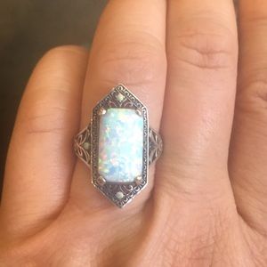 Sterling silver vintage opal ring size 8